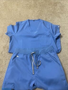 Scrub Top and Jogger Set - Women’s Size Small